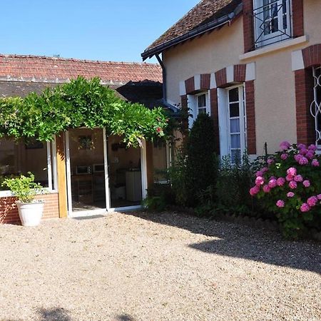 La Petite Tuilerie Hotel Villefranche-sur-Cher Eksteriør billede